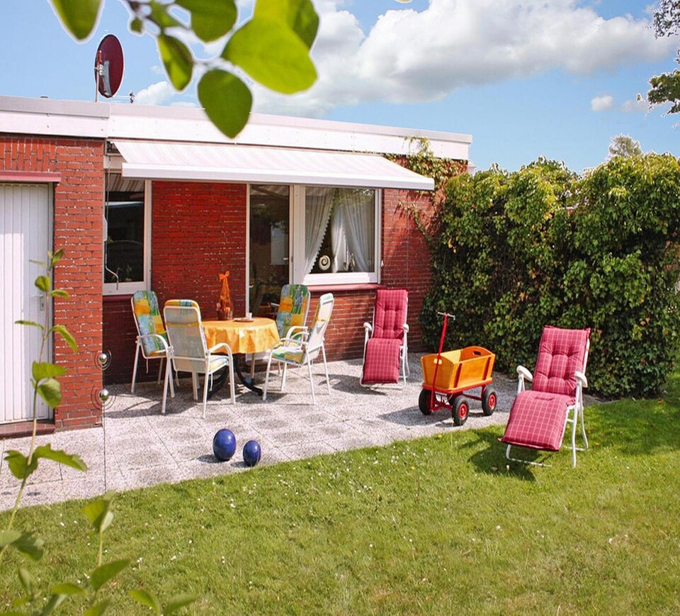 Bungalow junto al dique del Mar del Norte, Dornum