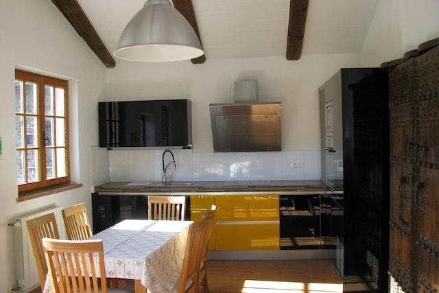 Landhuis in Langhe met Zwembad en Wijnhuis, Bastia Mondovì
