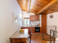 Appartement in Furlo met zoutwaterzwembad