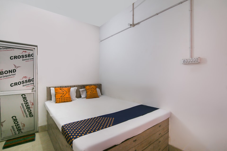 SPOT ON 71635 Kps Hotel, Dhanbad, Dhanbad