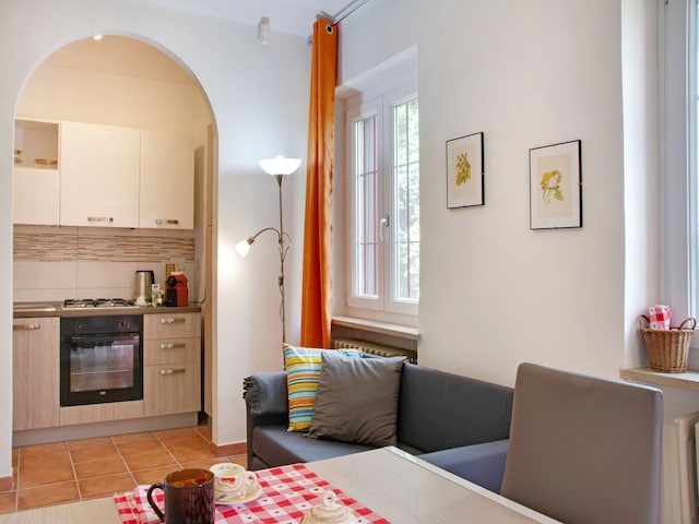 Studio in Astigiana met wijn en uitzicht, Asti