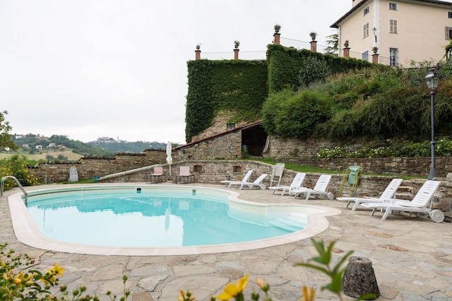 Villa a Ovada con piscina e colline