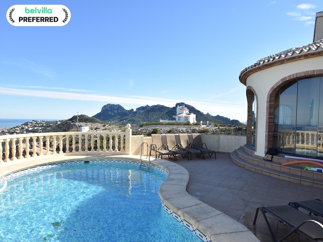 Villa a Pego con piscina vicino al mare
