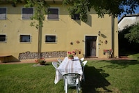 Casa Monte Colombo Vino y Cultura