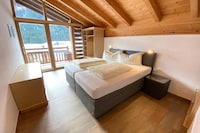 Malerisches Alpenchalet in Wald im Pinzgau