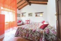 Abgeschiedenes Chalet mit Pool