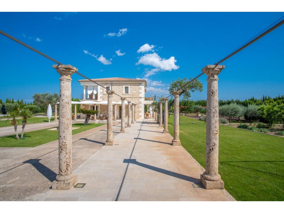 Villa in Mallorca with Event Space & Chill Out, Selva
