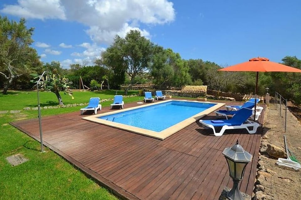 Country House Porto Cristo with Pool & Garden, Manacor