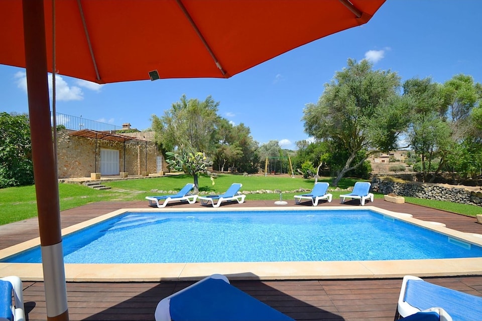 Country House Porto Cristo with Pool & Garden, Manacor