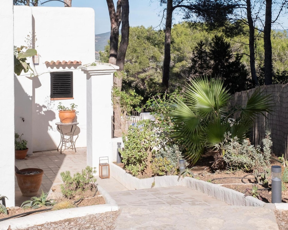 Belvilla by Oyo Villa, St Josep de sa Talaia