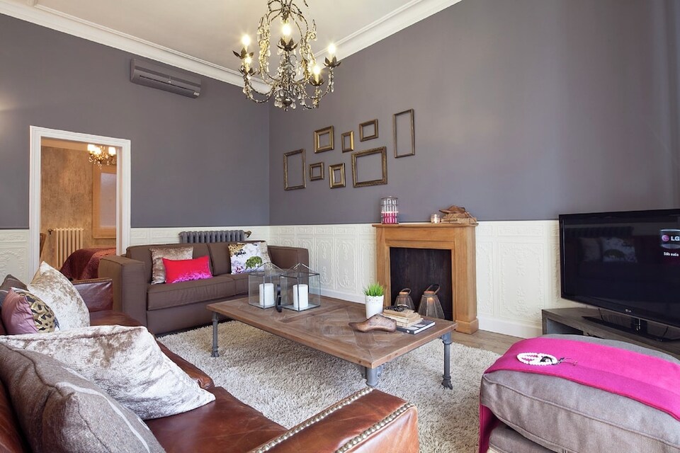 Belvilla by OYO Catalunya Palace Apartment, Barcelona