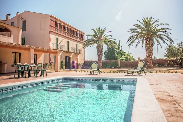 Casa en St Pere Pescador con Piscina Privada