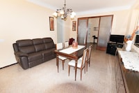 Ferienhaus in St Pere Pescador mit Pool