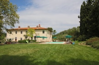 Cascina a San Gimignano con piscina