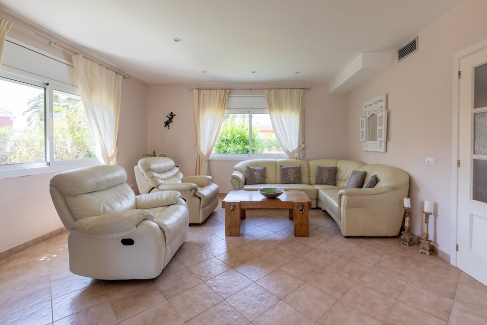 Villa en Sant Pere cerca de Playa y Piscina, St Pere Pescador