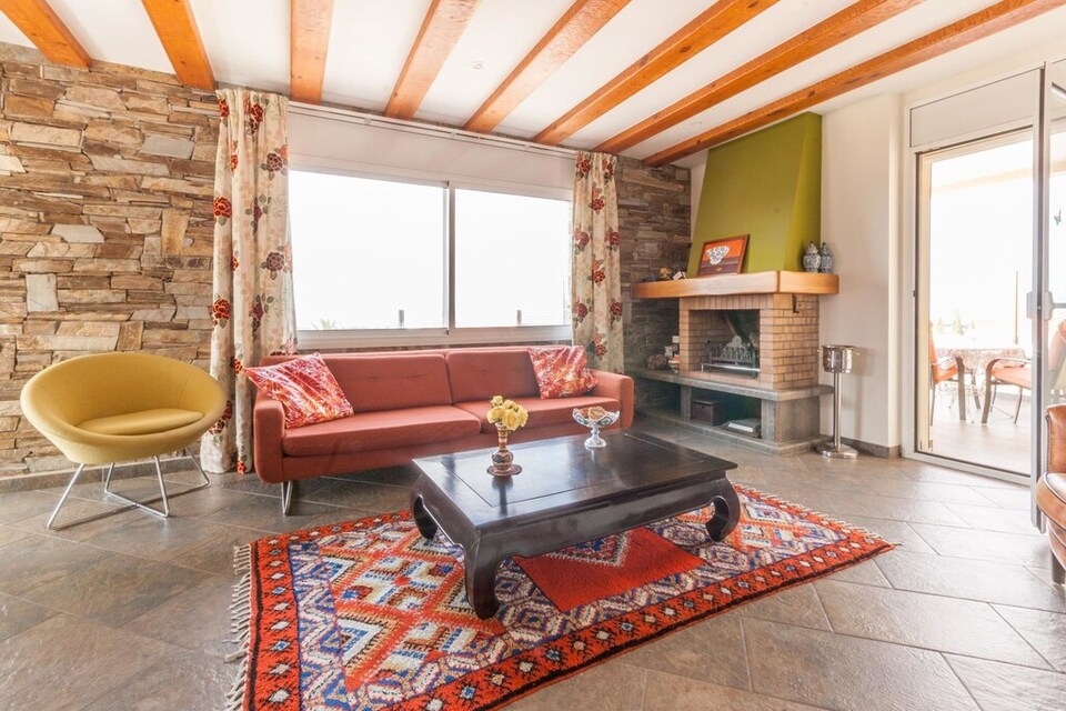 Apartment in Roses with Private Pool & Garden, Roses