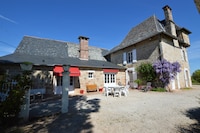Turmhaus in Brignac mit Garten