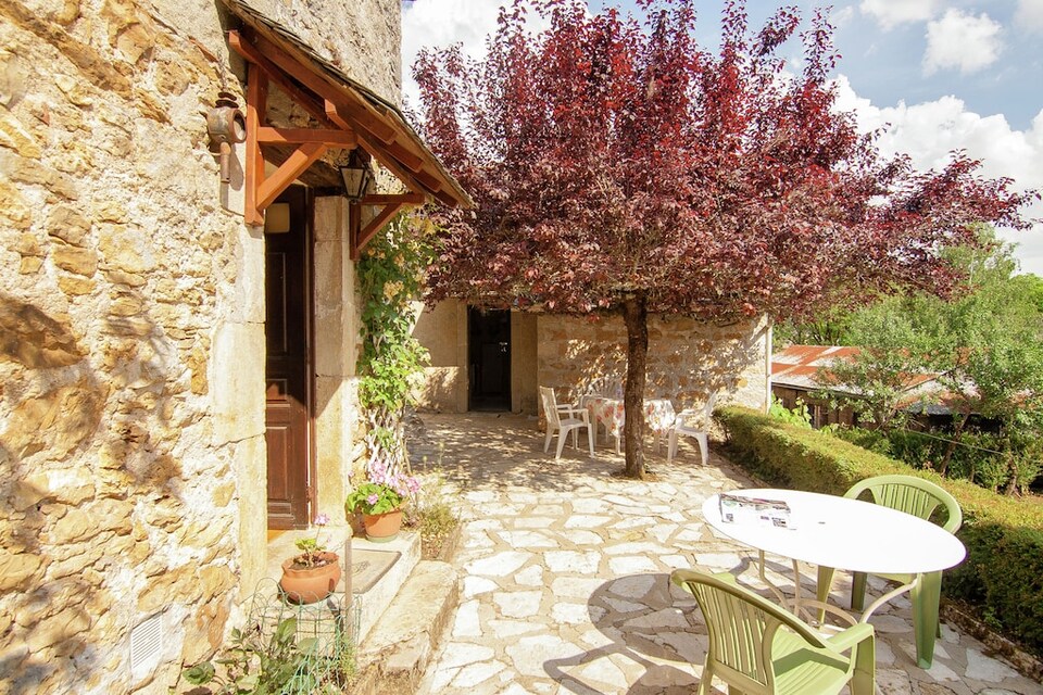 Cottage près du Lac du Causse avec terrasse, Chasteaux