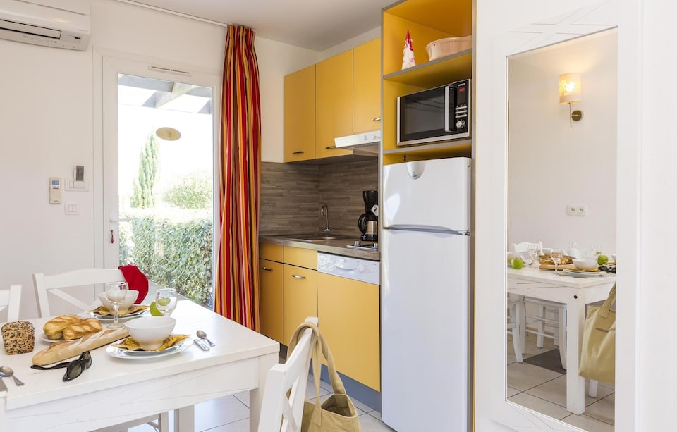 Sea-View holiday home in Northern Corsica, Belgodère