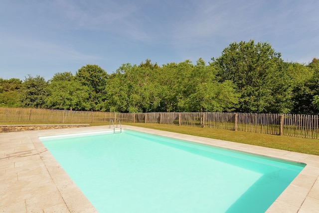 Familiehuis met zwembad, Saint-Georges-de-Montclard