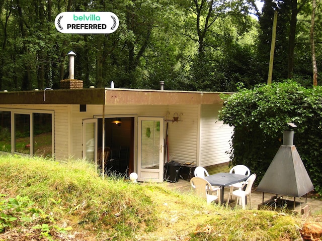 Chalet Lanklaar con jardín