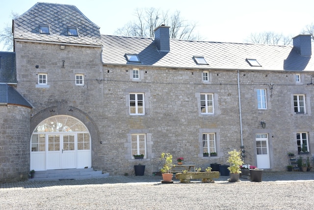 Ouffet Bauernhaus mit Kamin