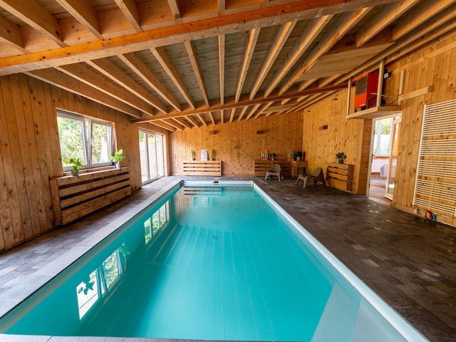 Herrenhaus mit Pool & Bar, Büllingen