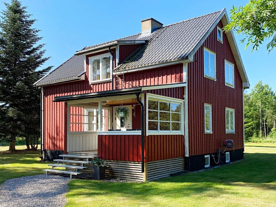 7 person holiday home in LJUNG, Herrljunga
