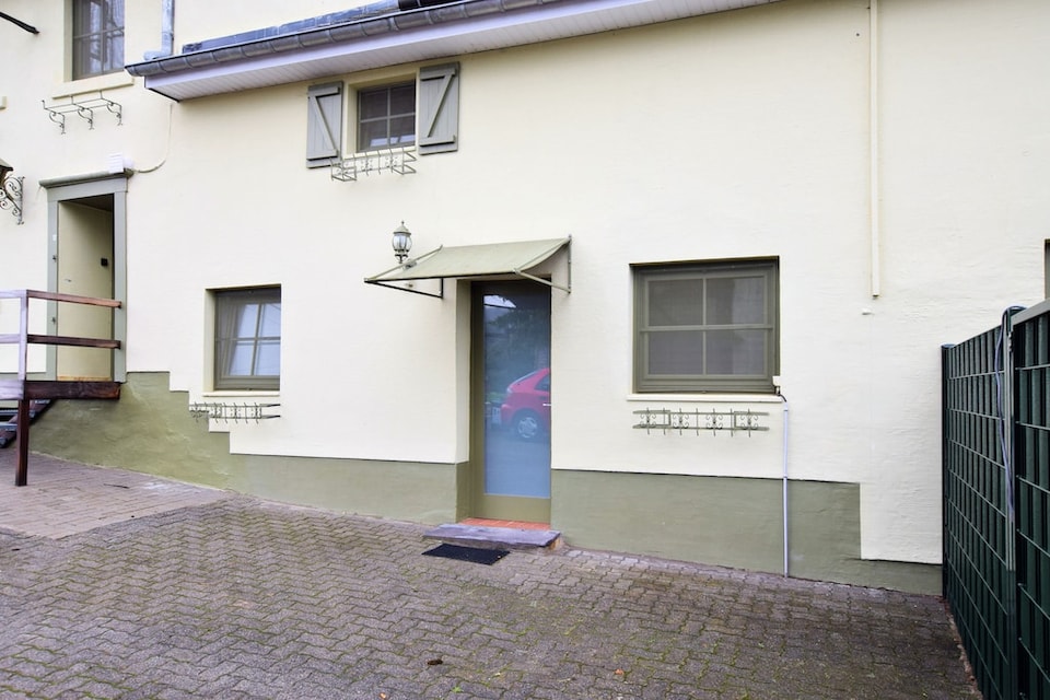 Casa en Ardenas con terraza panorámica, Saint Vith