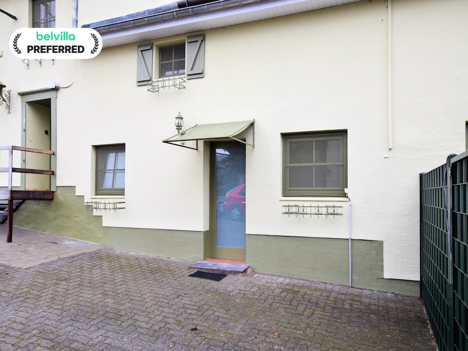 Casa en Ardenas con terraza panorámica, Saint Vith