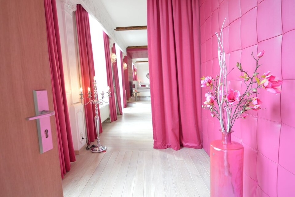 Cozy Stay with Pool & Nature, Verviers