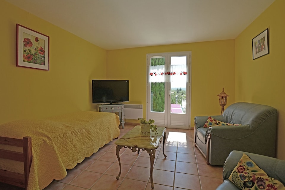 Casa en Saint-Maximin con Piscina, Uzès