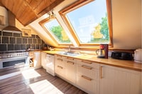 Malerisches Ferienhaus in Ferce nahe Lake Beach