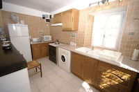 Ferienhaus in Vignol mit beheiztem Pool