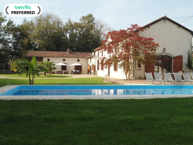 Luxuriöses Ferienhaus mit privatem Pool