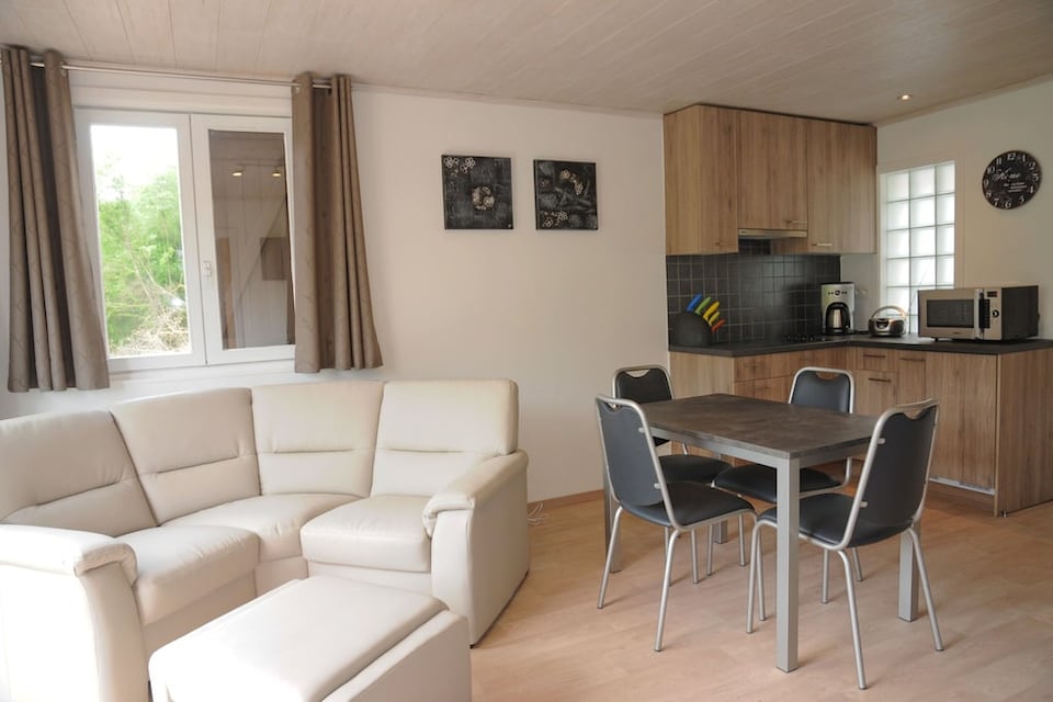 Holiday Home in Duruby with Garden & BBQ, Durbuy