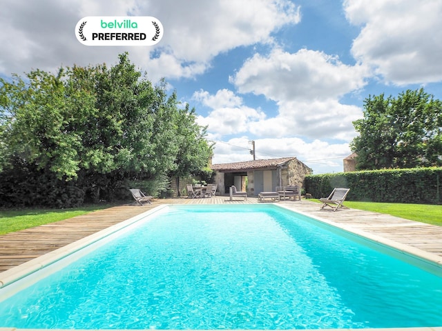 Casa Vacanze Saint-Laurent con Piscina