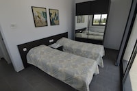 Villa in La Marina with Private Pool & Beach Nearby