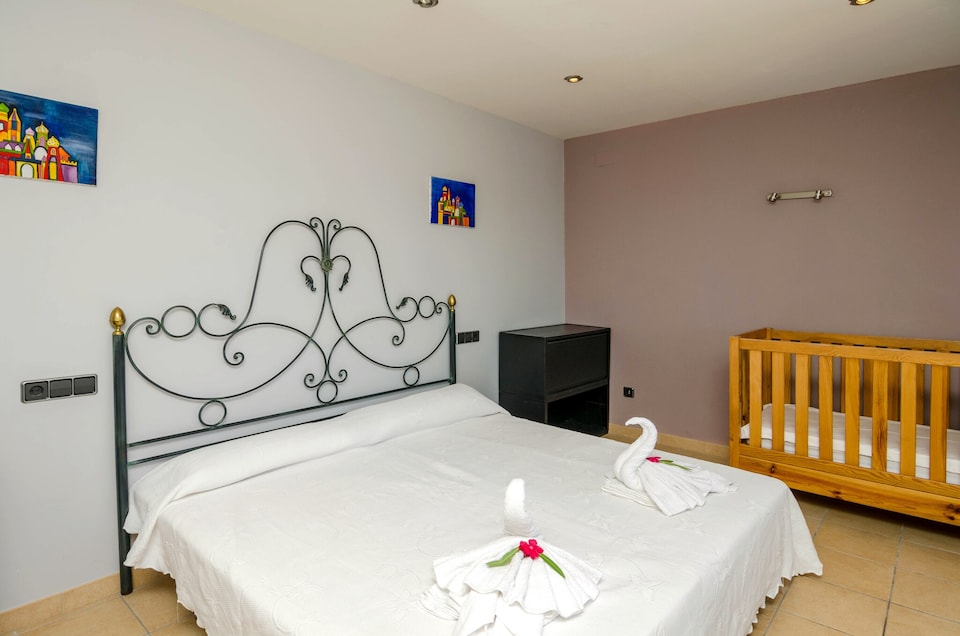 Villa in Moraira with Pool near Beach, Moraira