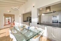 Villa en Moraira con piscina y playa