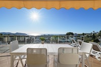 Villa en Moraira con piscina y playa