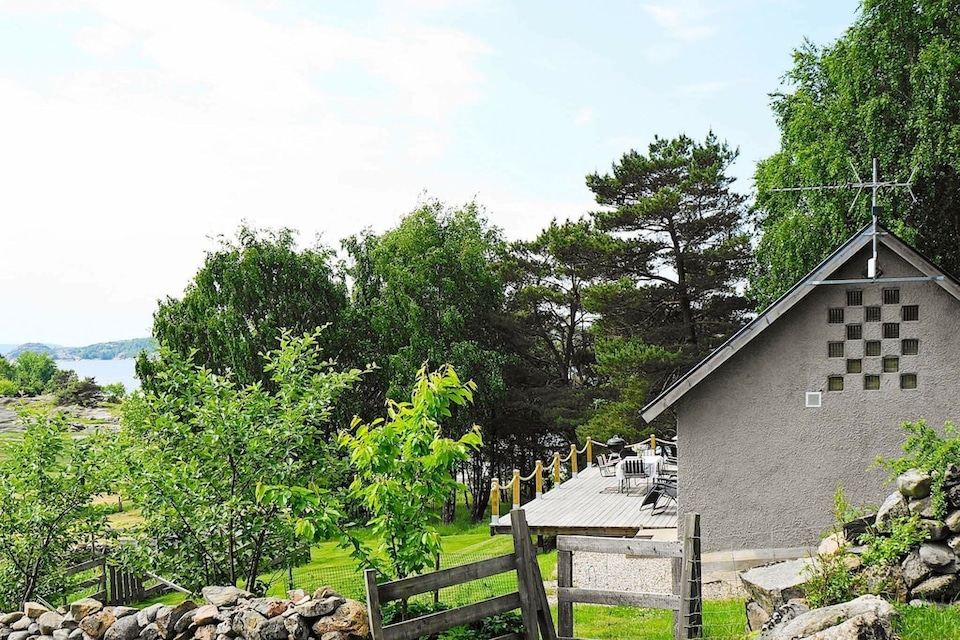 6 person holiday home in VAREKIL, Orust