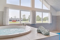 Luxury Retreat with Pool - By Traum Ferienwohnungen