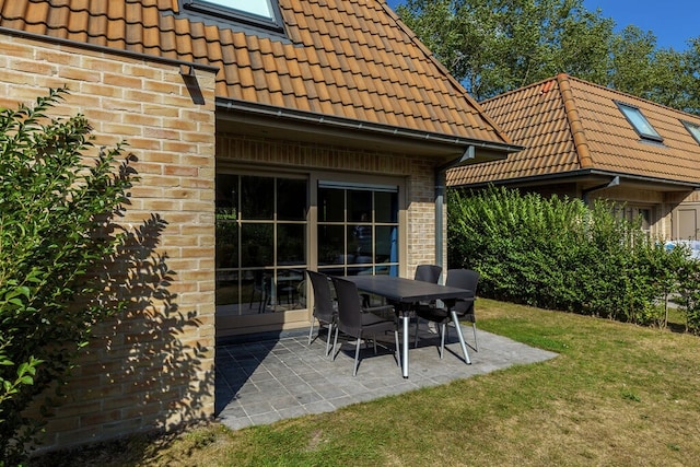 Lovely Holiday Home in Adinkerke with Fenced Garden, De Panne