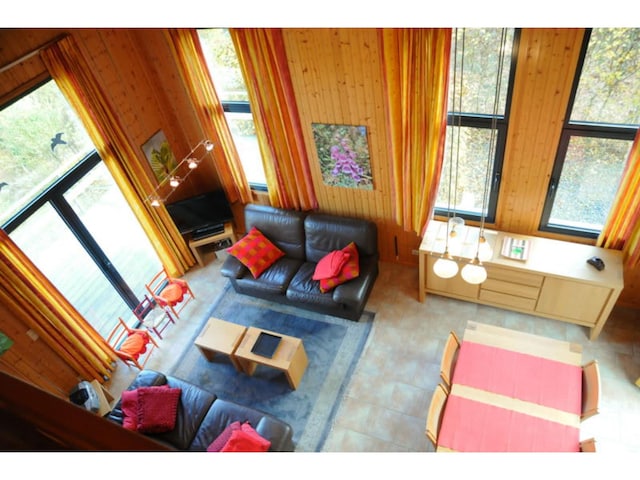Vakantiehuis in Houffalize met Uitzicht op Vallei, Houffalize