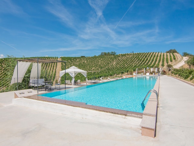 Heuvelretraite in San Savino, San Savino
