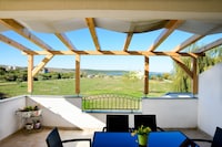Wohnung in Ljubac am Meer