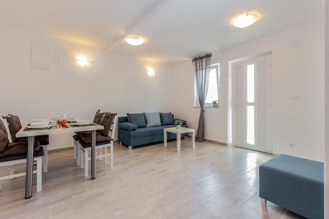 Wohnung in Dramalj mit Pool und Strandnähe, Dramalj