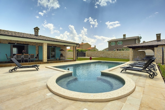 Villa in Svetvincenat mit Pool nahe Rovinj