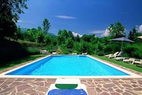 Magnifica villa con piscina